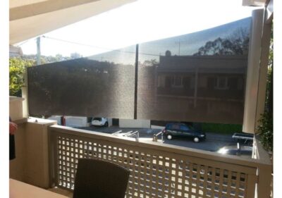 Sideline Retractable Privacy Screen