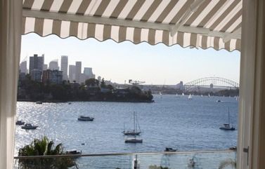 Helioshade Neo Classic Folding arm awning