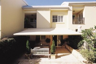 HELIOSHADE CASSETTE Folding Arm Awning