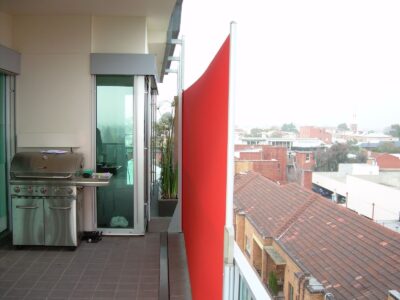 Sideline Retractable Privacy Screen