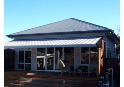 Aluxor Stratos 3 Folding arm Awning