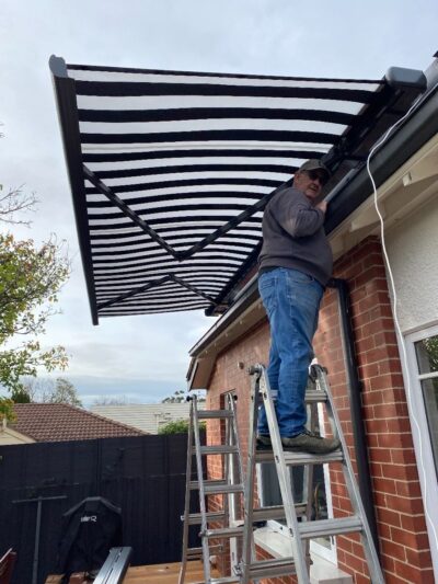 Aluxor Discus Cassette Awning