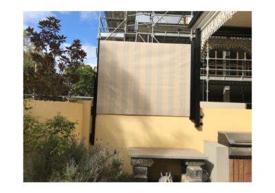 Sideline Retractable Privacy Screen