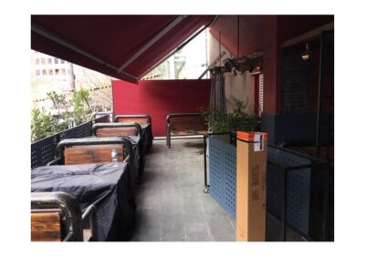 Sideline Retractable Privacy Screen