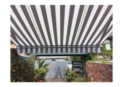 Aluxor Toga Folding Arm Awning