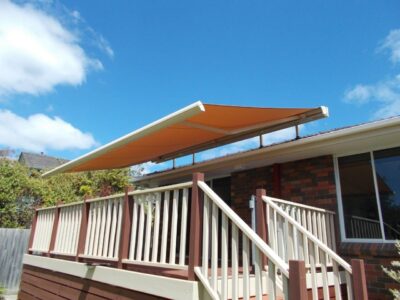 HELIOSHADE CASSETTE Folding Arm Awning