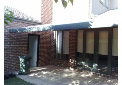 Aluxor Stratos 3 Folding arm Awning