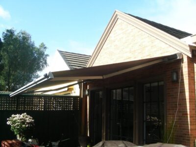 HELIOSHADE CASSETTE Folding Arm Awning
