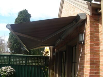 HELIOSHADE CASSETTE Folding Arm Awning