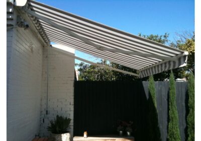 Aluxor Stratos 1 Folding Arm Awning