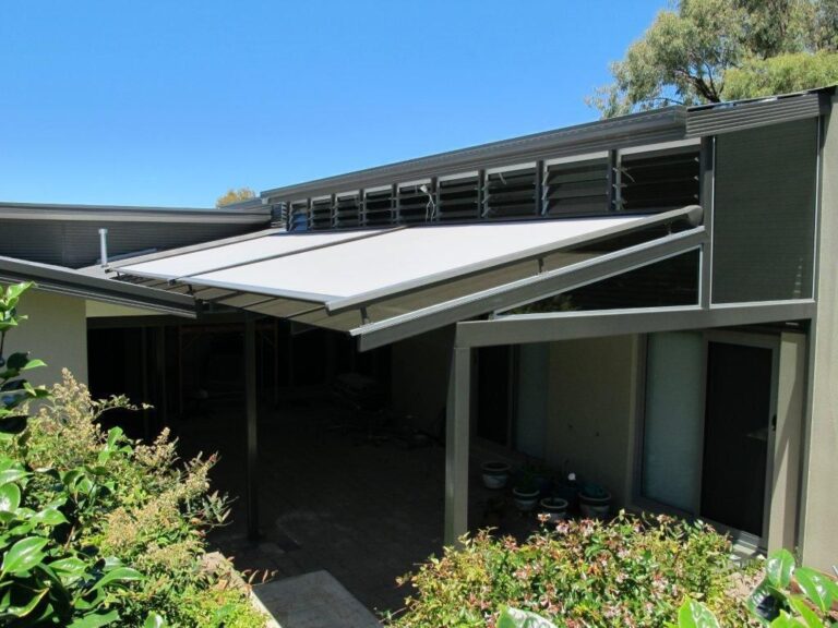 Retractable Roof